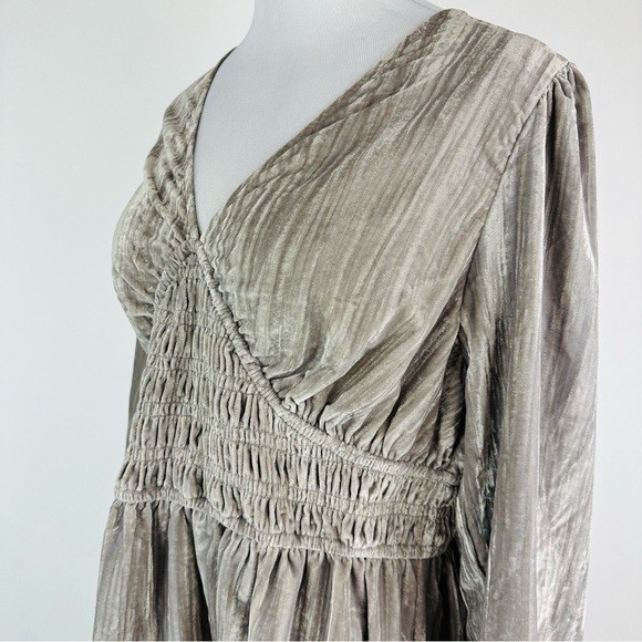 GAP Velvet Smocked Dress Size Large Petite - Picture 9 of 14